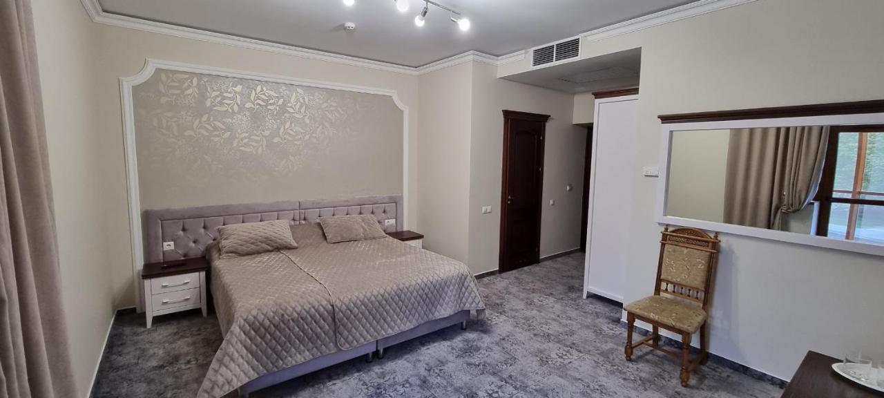 Acaem Hotel Kisinyov Kültér fotó